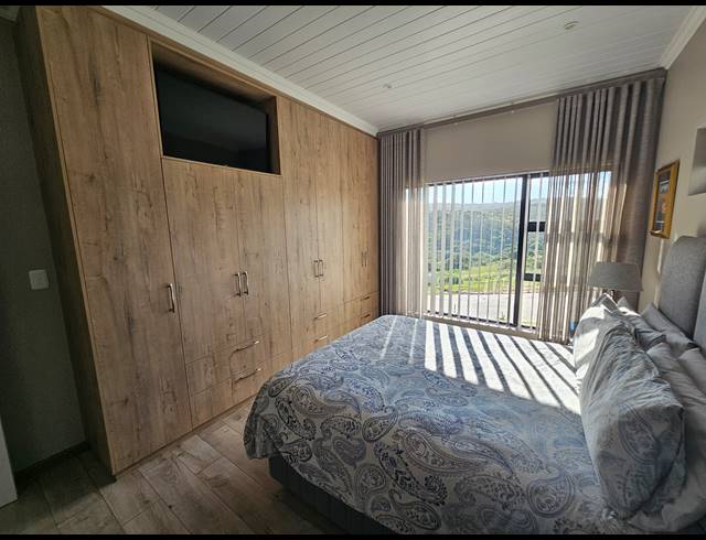 2 BEDROOM HOUSE FOR SALE IN OUTENIQUASBOSCH